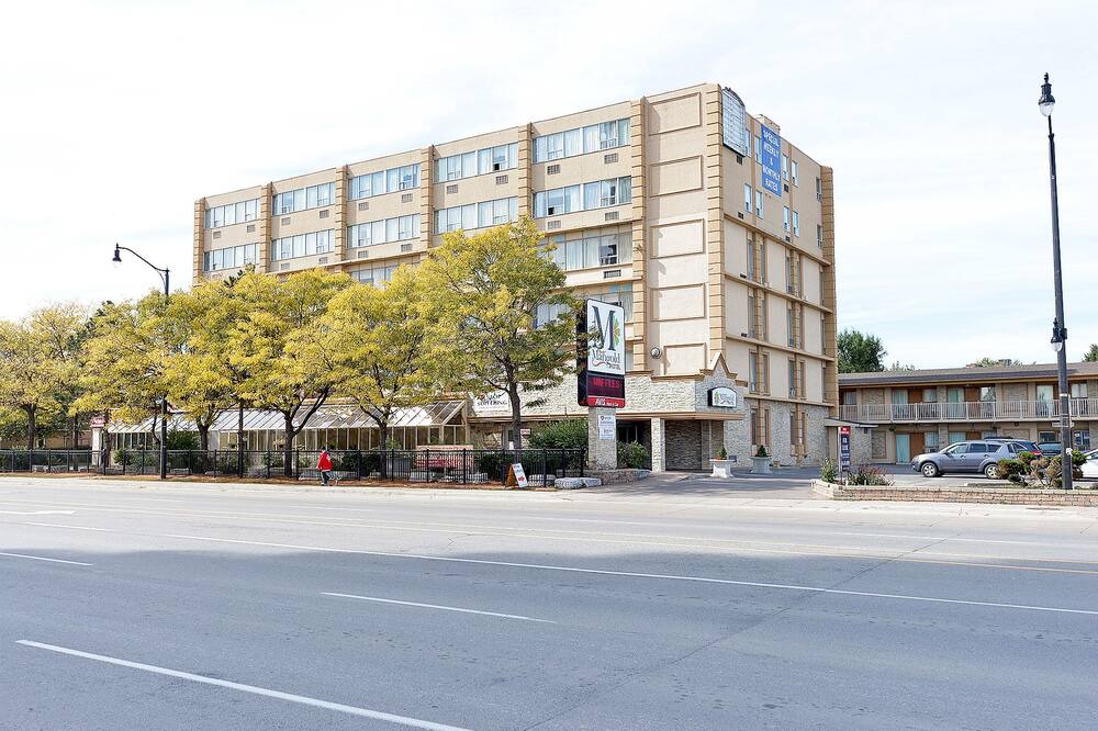 Photo of Outdoor in Queen Street Corridor