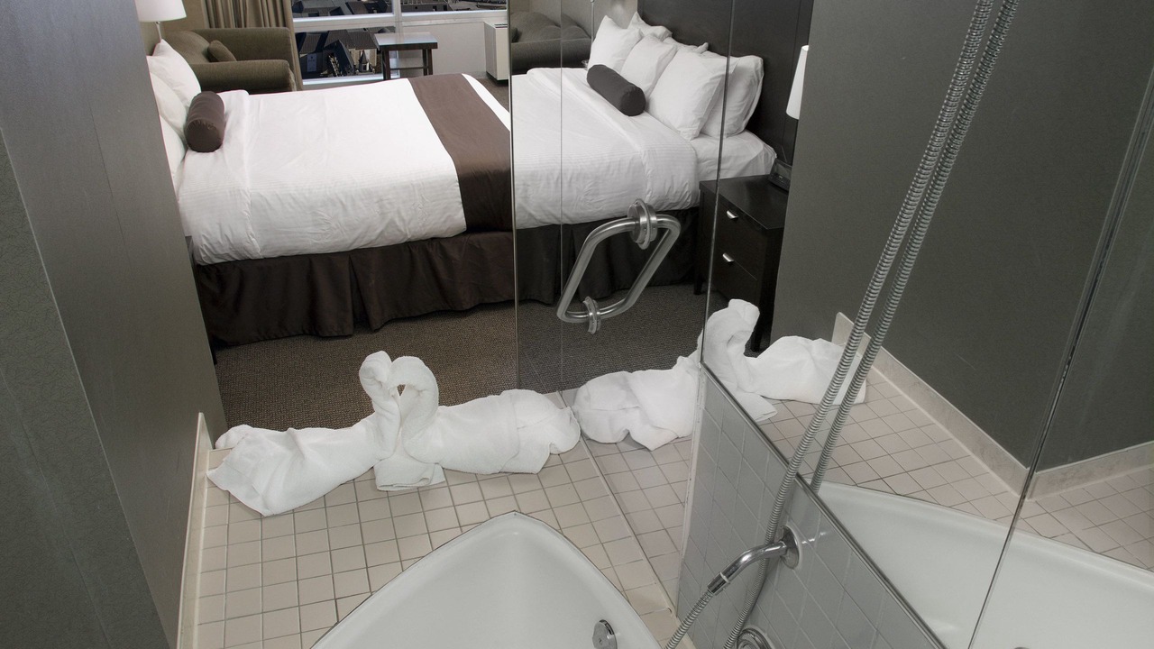 Photo of Bathroom in Fallsview