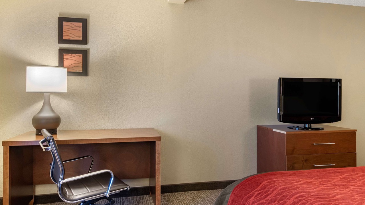Photo of Bedroom in Suwanee
