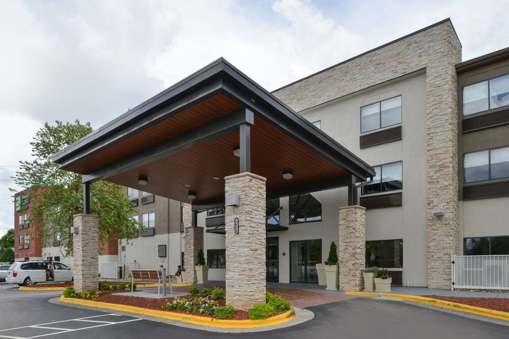Photo of Outdoor in Southeast Raleigh