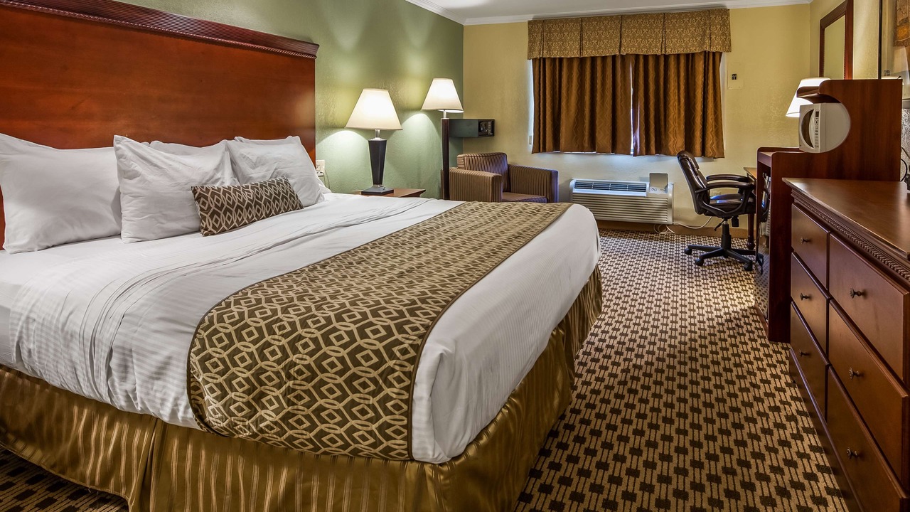 Photo of Bedroom in Pompton Plains