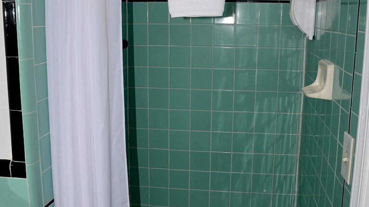 Photo of Bathroom in Luray