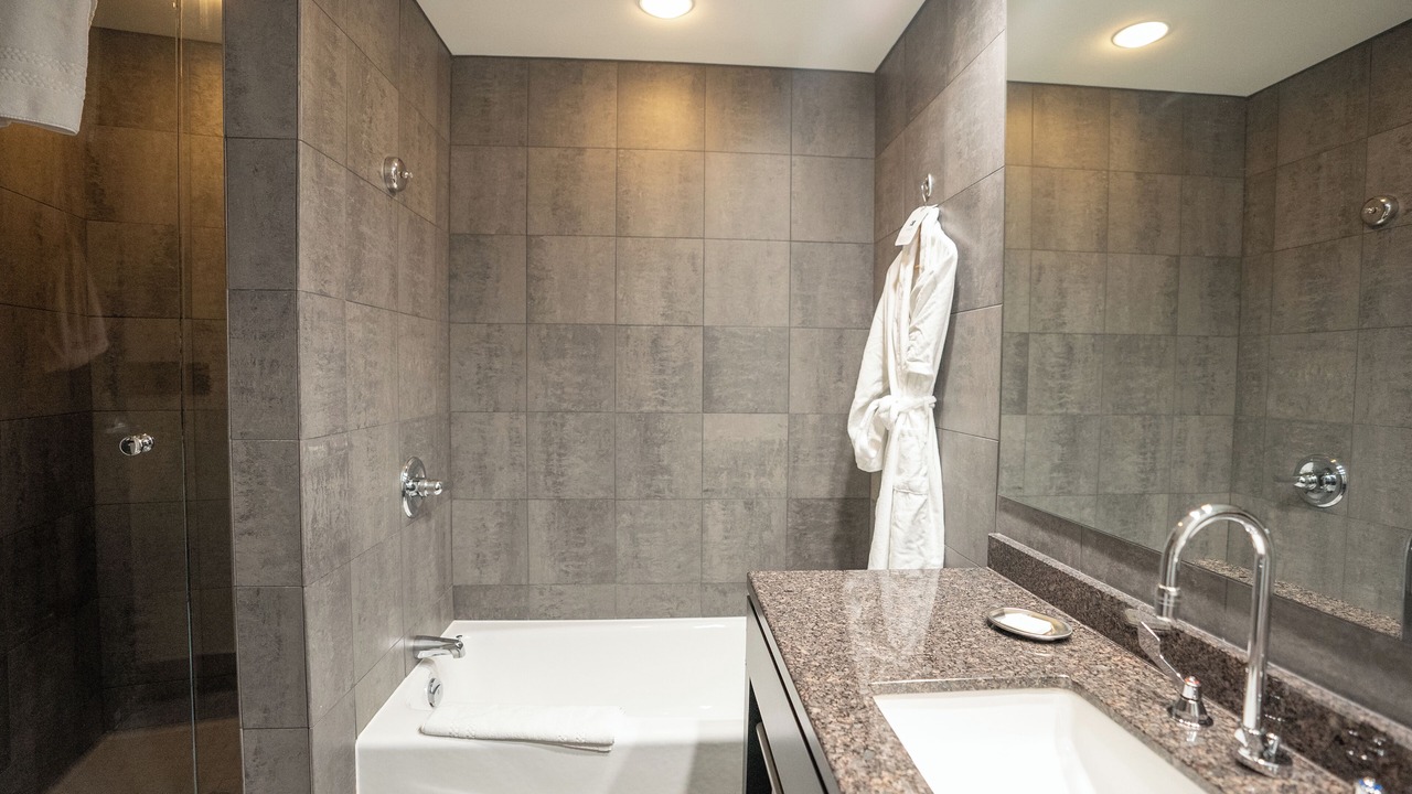 Photo of Bathroom in Kanata Lakes - Marchwood Lakeside - Morgan's Grant - Kanata