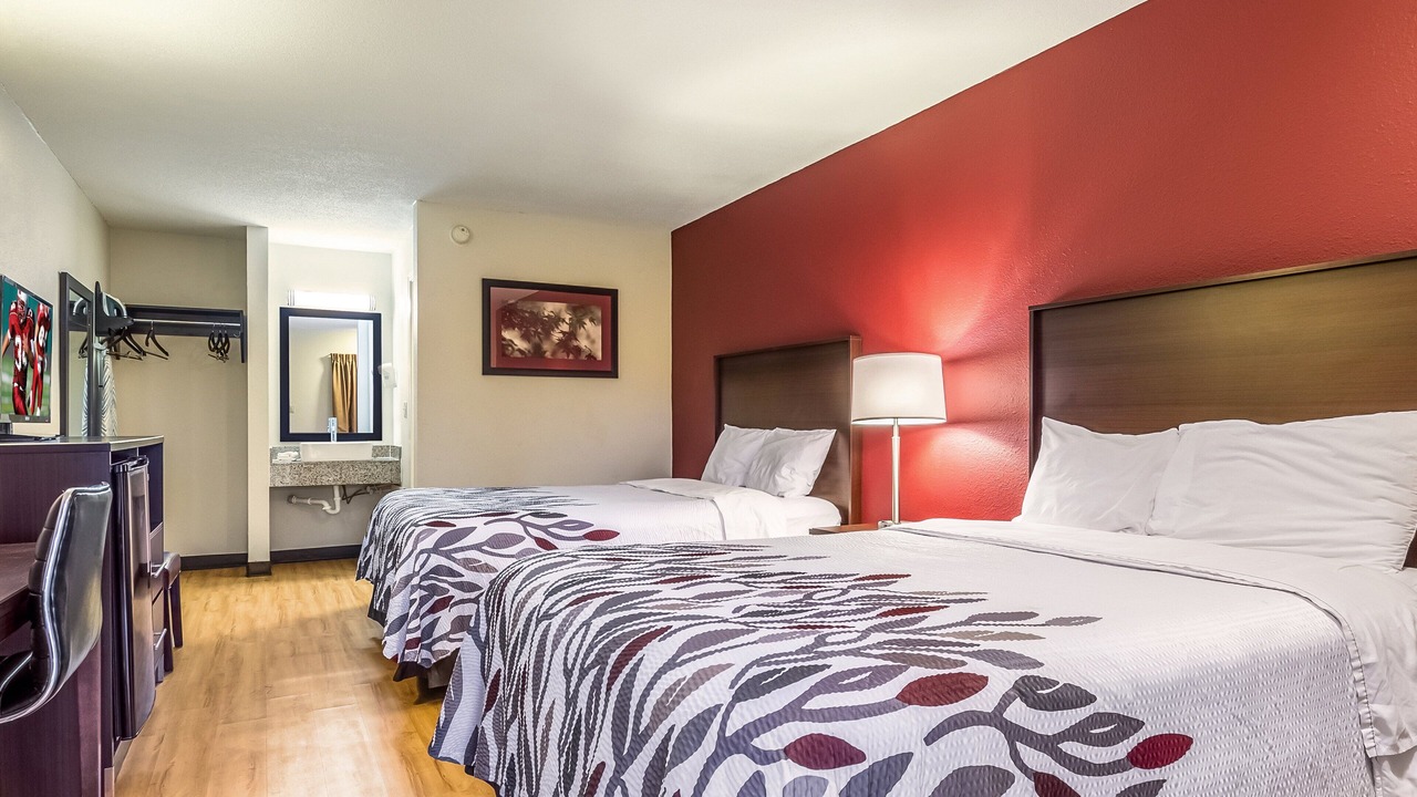 Photo of Bedroom in Scottsburg