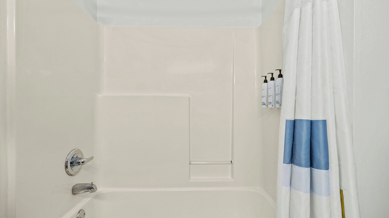 Photo of Bathroom in Manteno