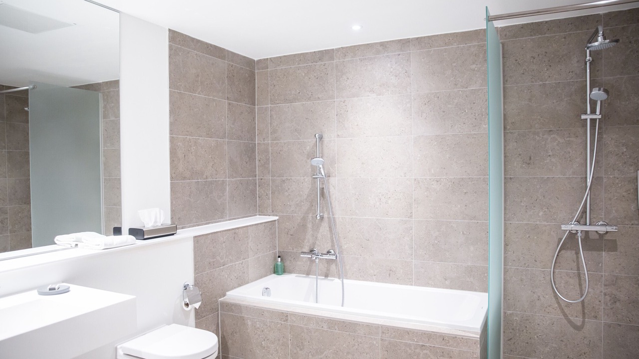 Photo of Bathroom in Holte