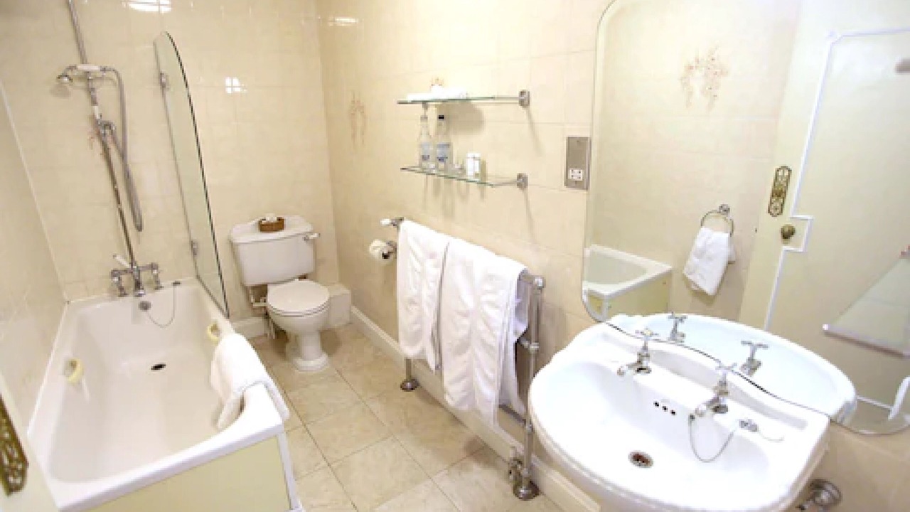 Photo of Bathroom in Sonning
