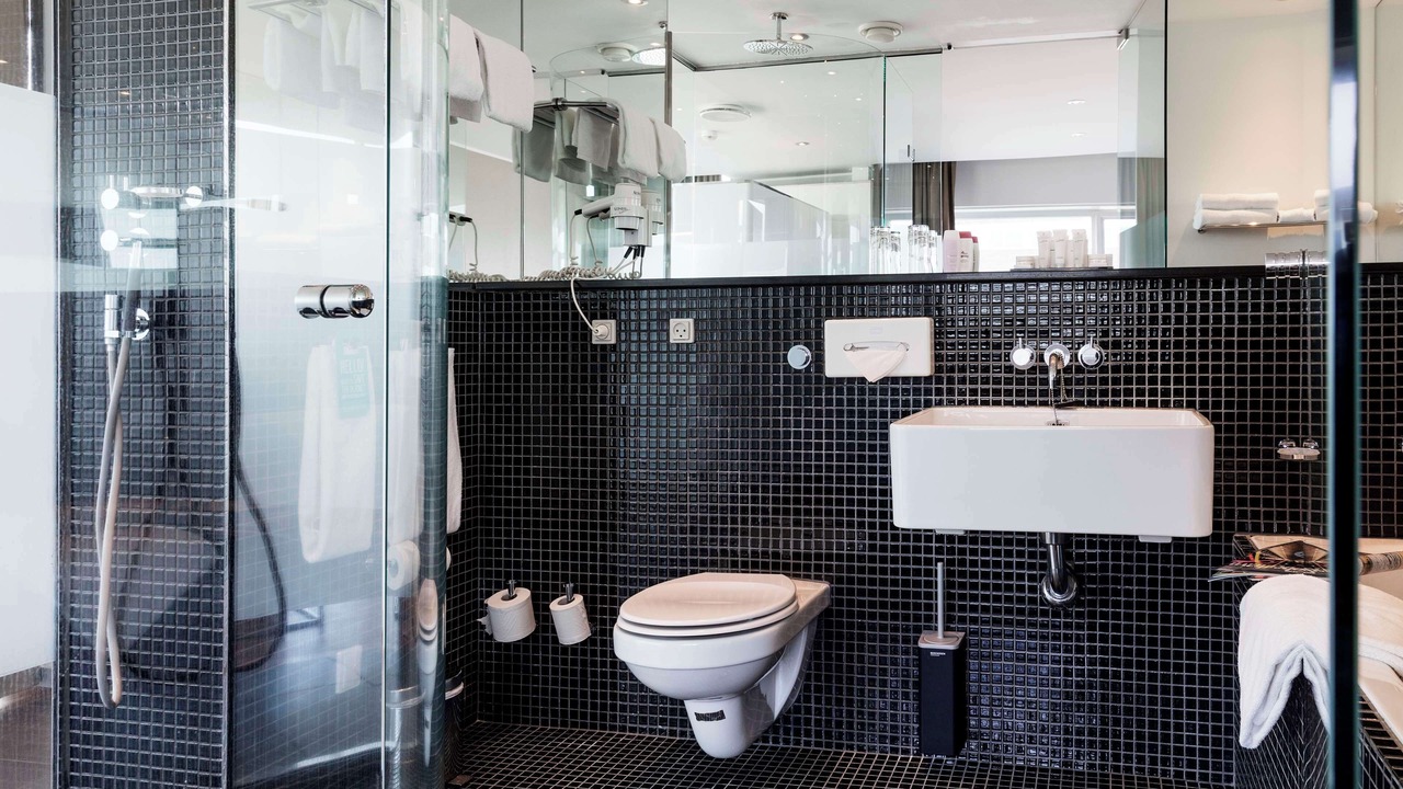 Photo of Bathroom in Sydhavnen