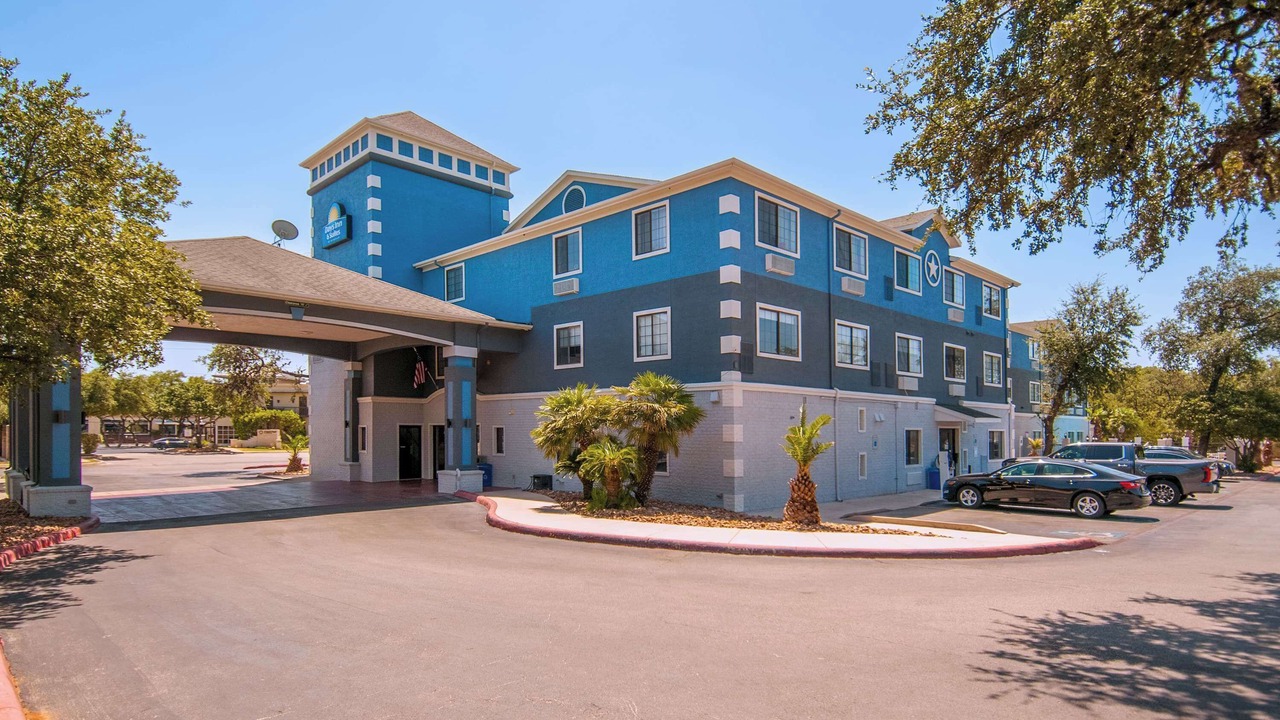 Photo of Outdoor in Hollywood Park