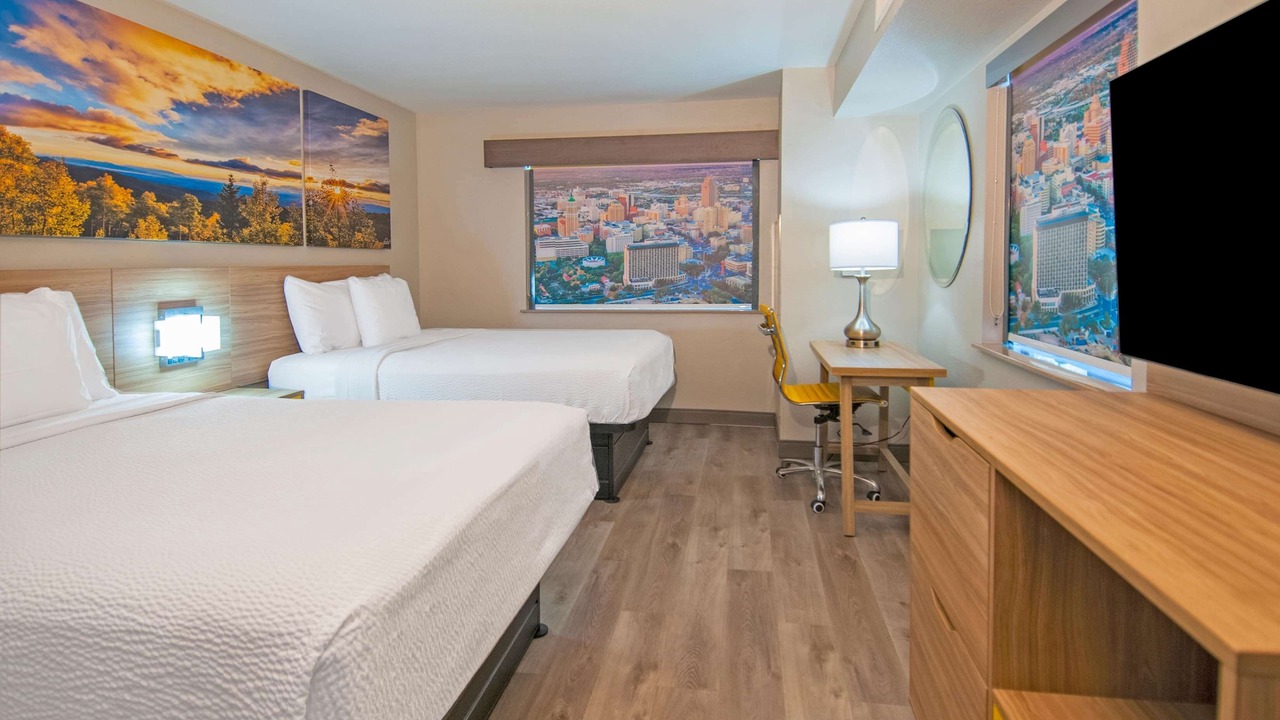 Photo of Bedroom in Hollywood Park