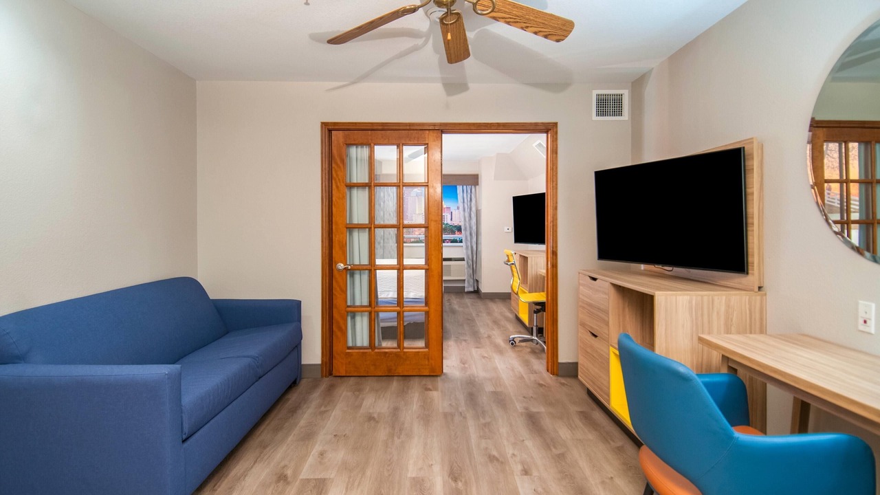 Photo of Bedroom in Hollywood Park
