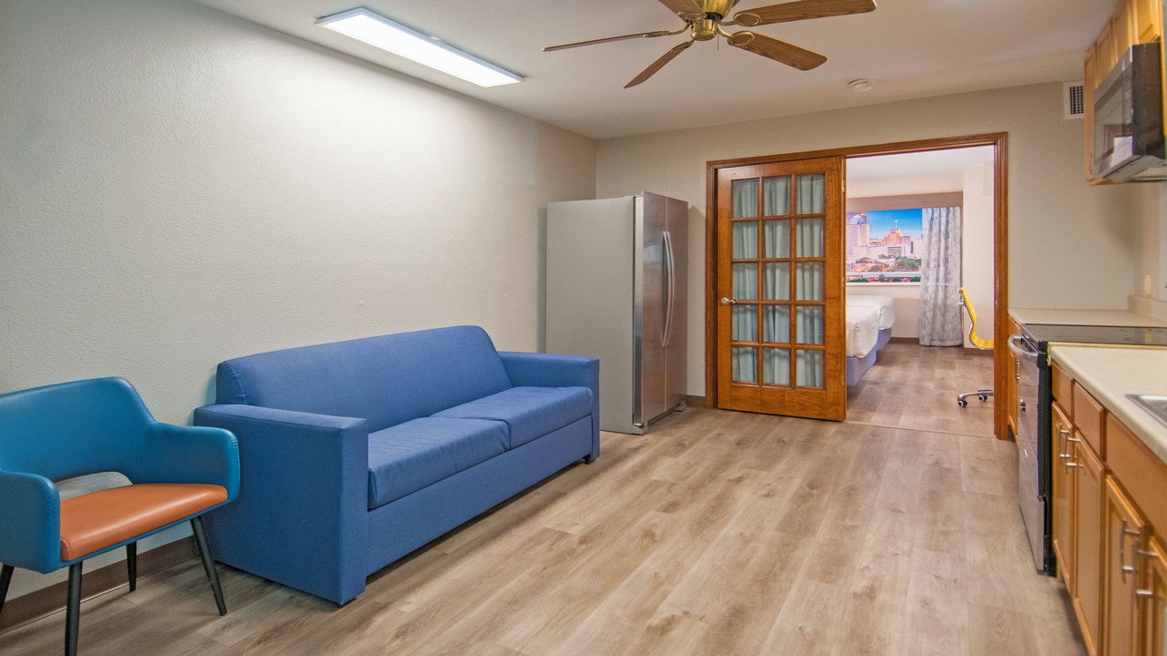 Photo of Bedroom in Hollywood Park