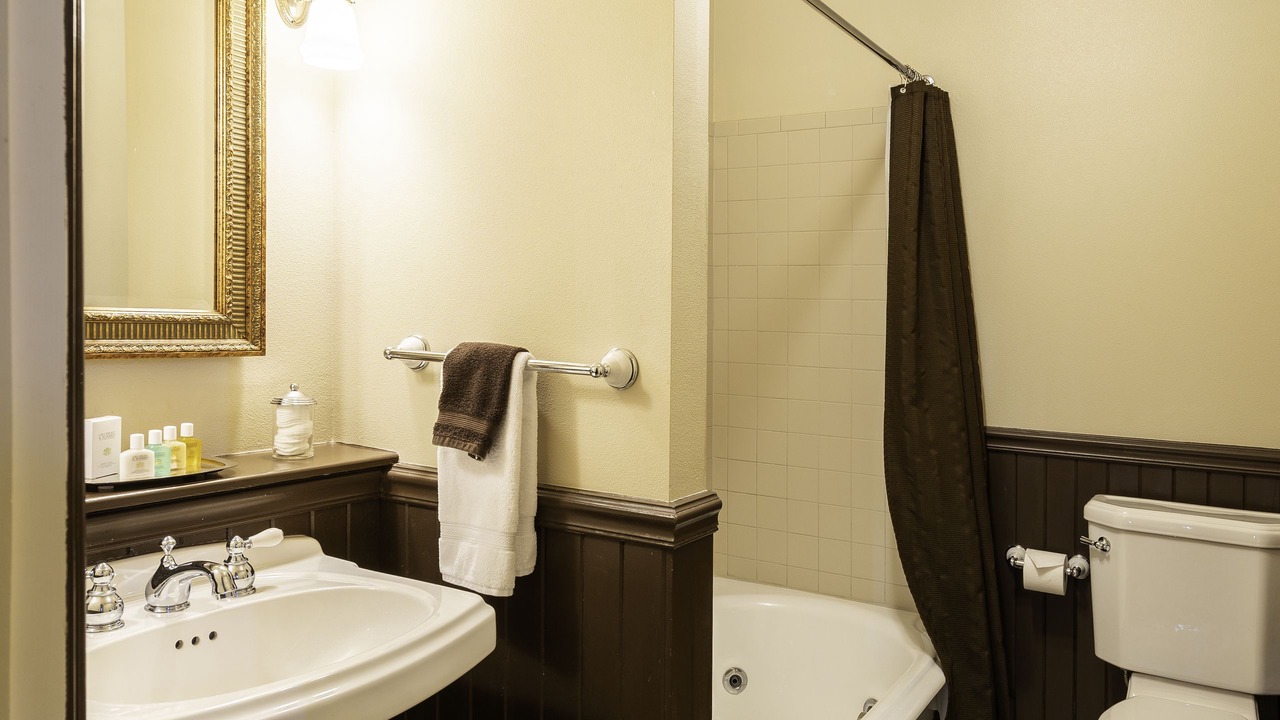 Photo of Bathroom in Fort Benton