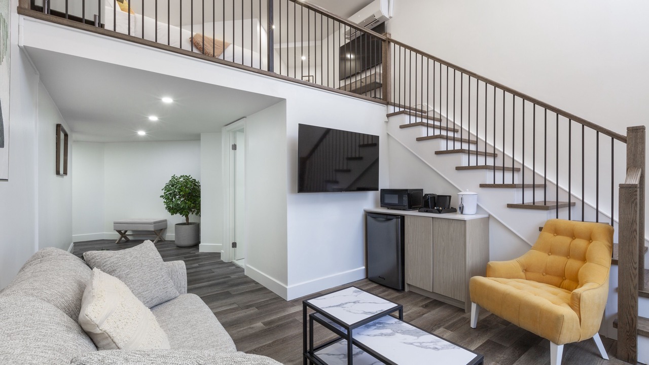 Photo of Livingroom in Kingston