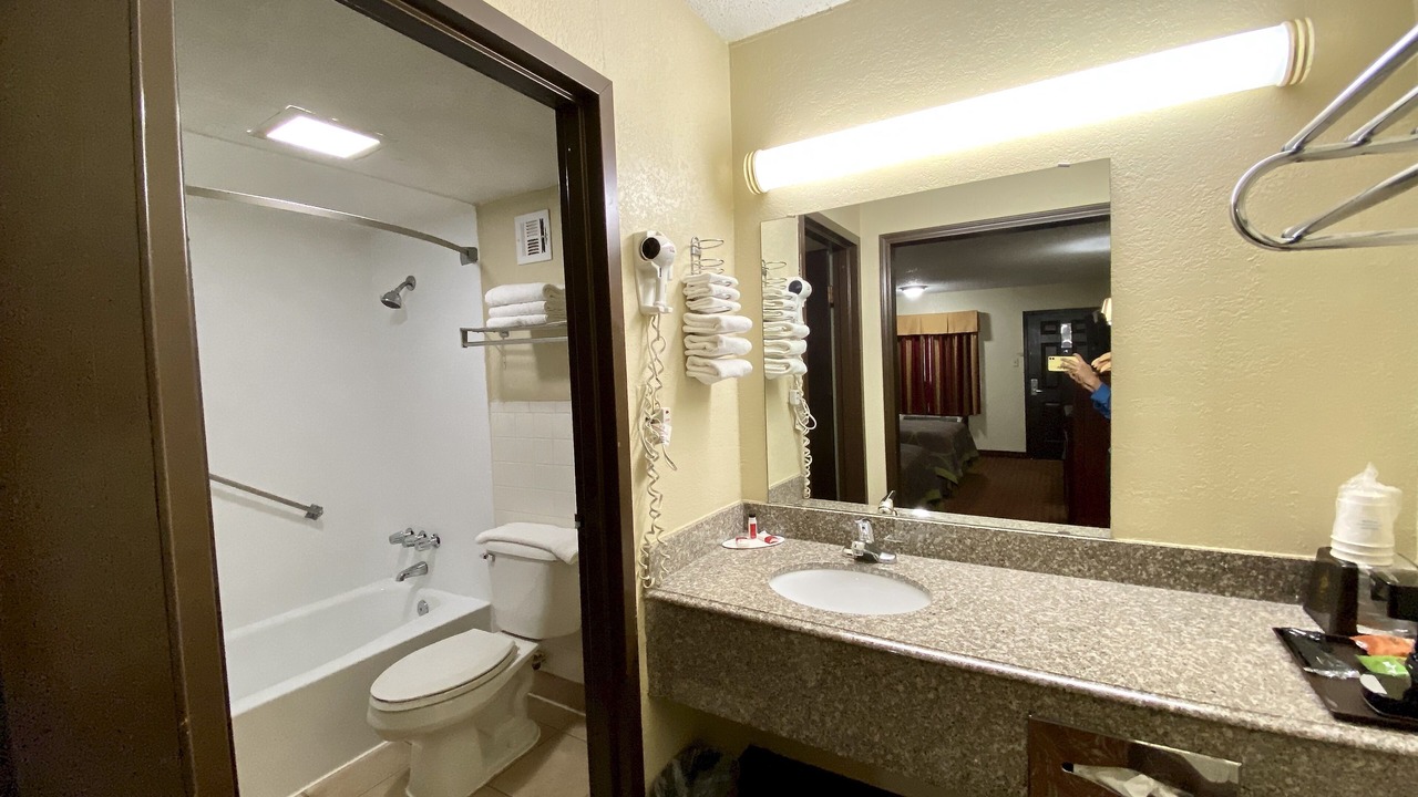 Photo of Bathroom in Shawnee