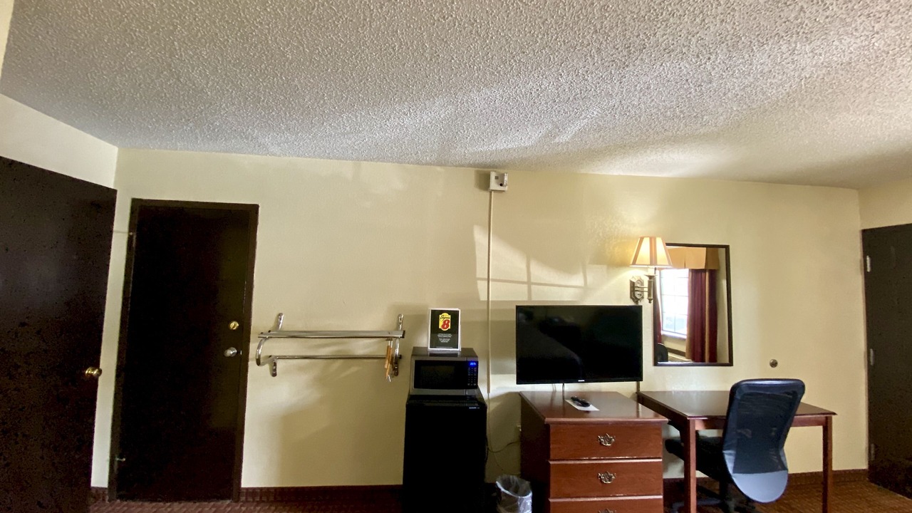 Photo of Bedroom in Shawnee