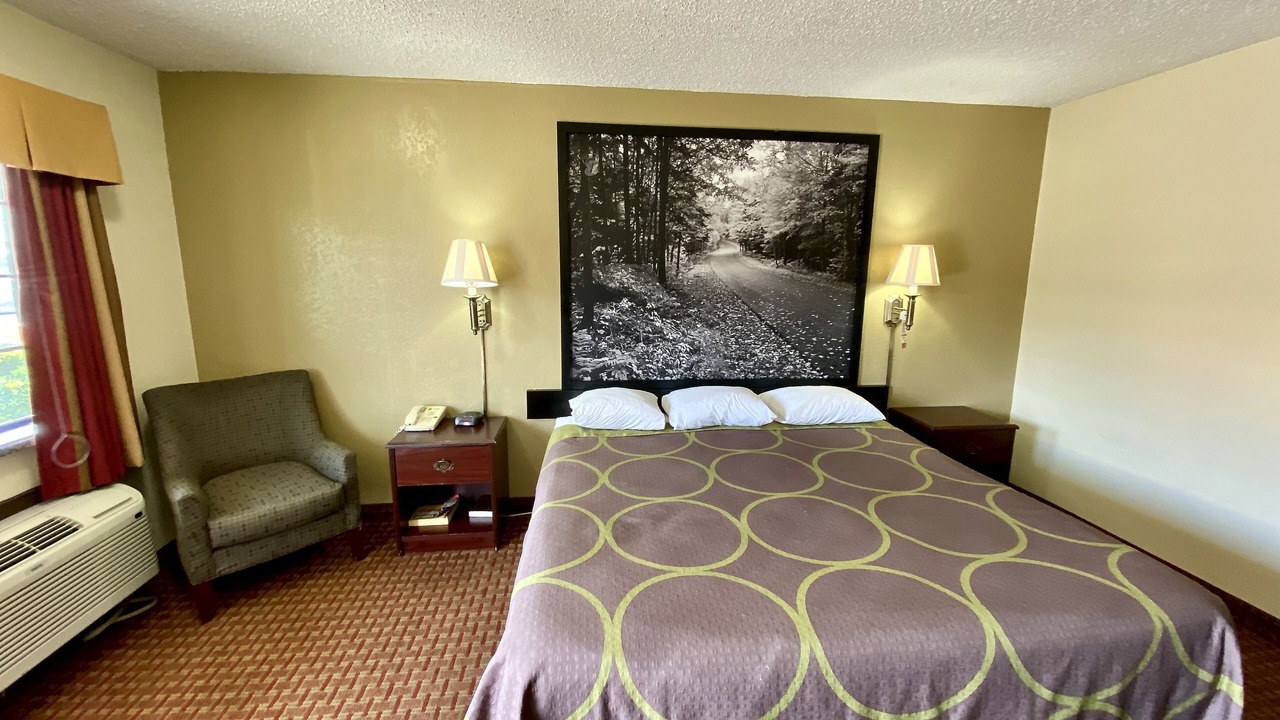 Photo of Bedroom in Shawnee