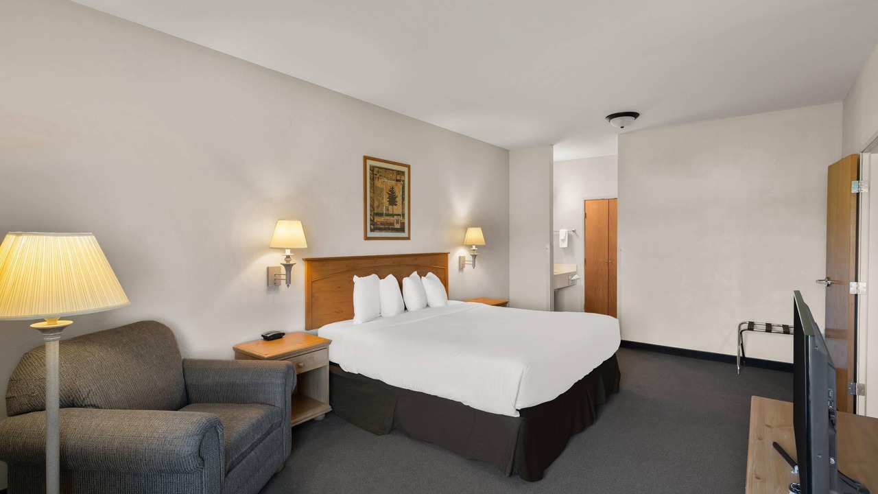 Photo of Bedroom in Tomahawk