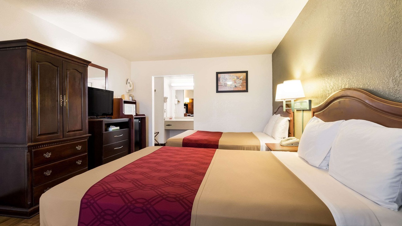 Photo of Bedroom in Bartlesville