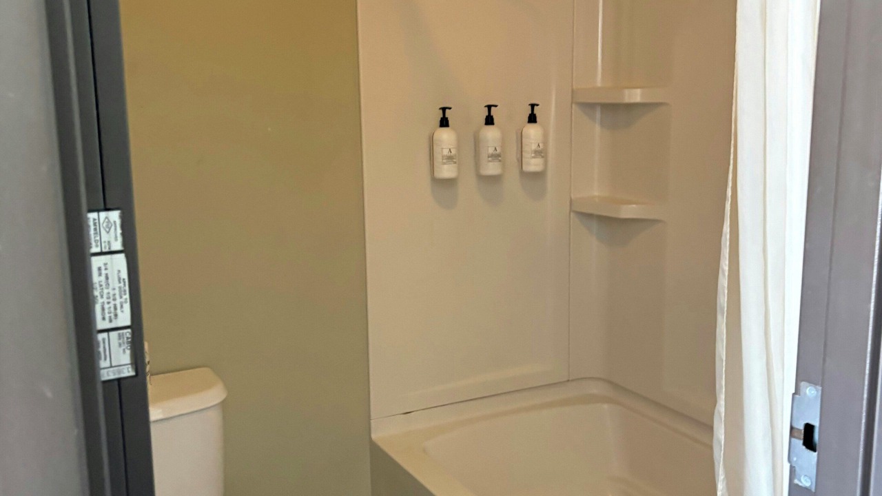 Photo of Bathroom in Broken Bow