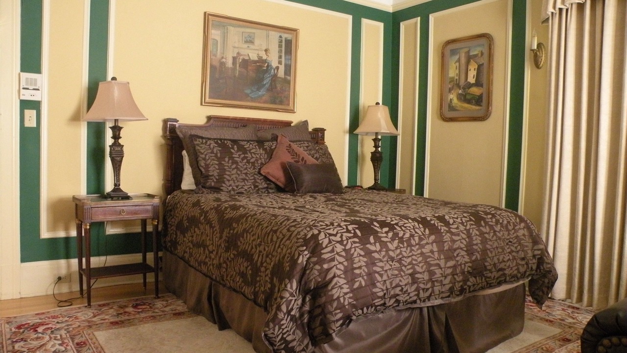 Photo of Bedroom in Pacific Heights