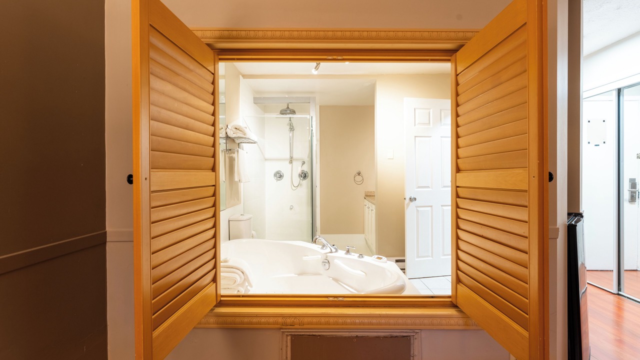 Photo of Bathroom in Gananoque