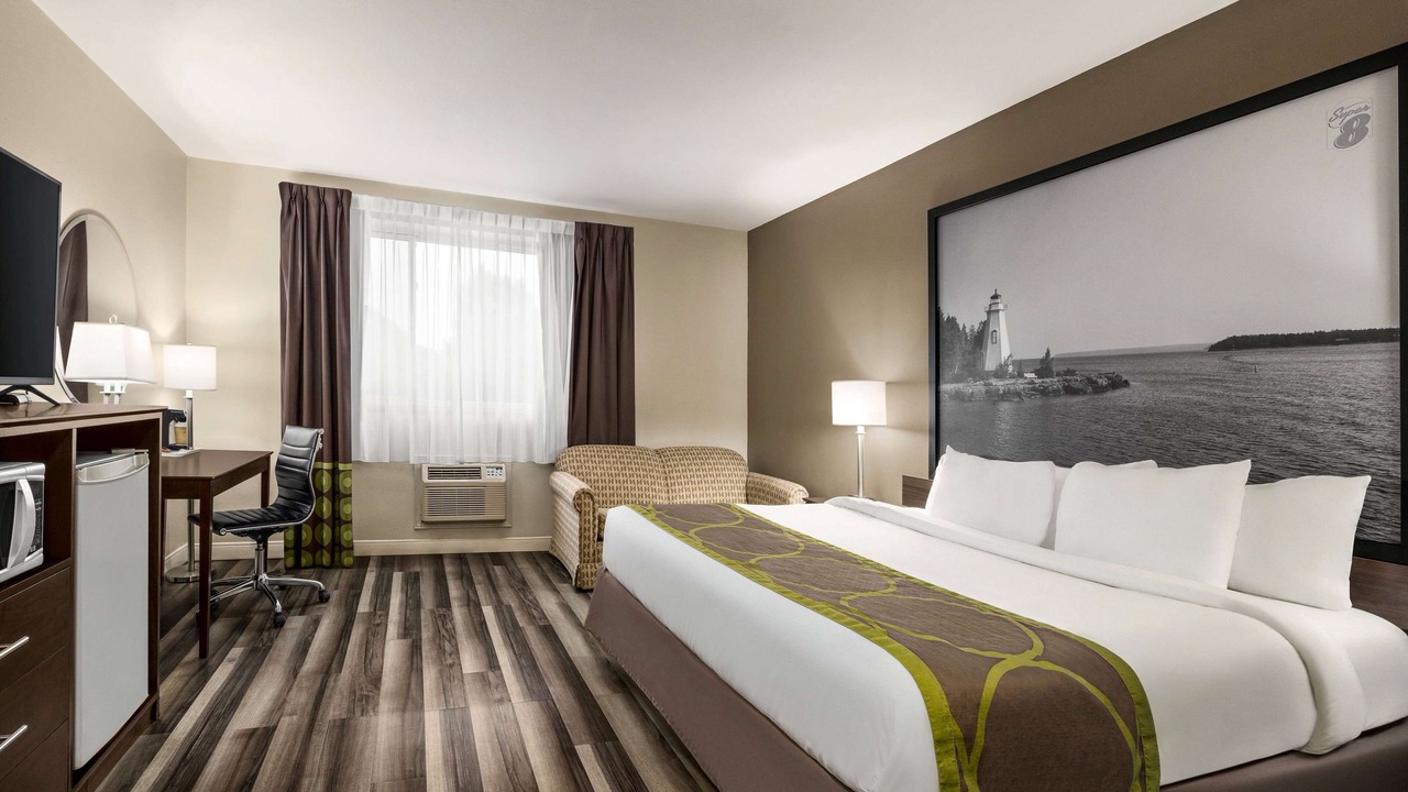 Photo of Bedroom in Sarnia
