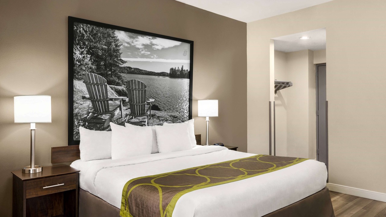 Photo of Bedroom in Sarnia