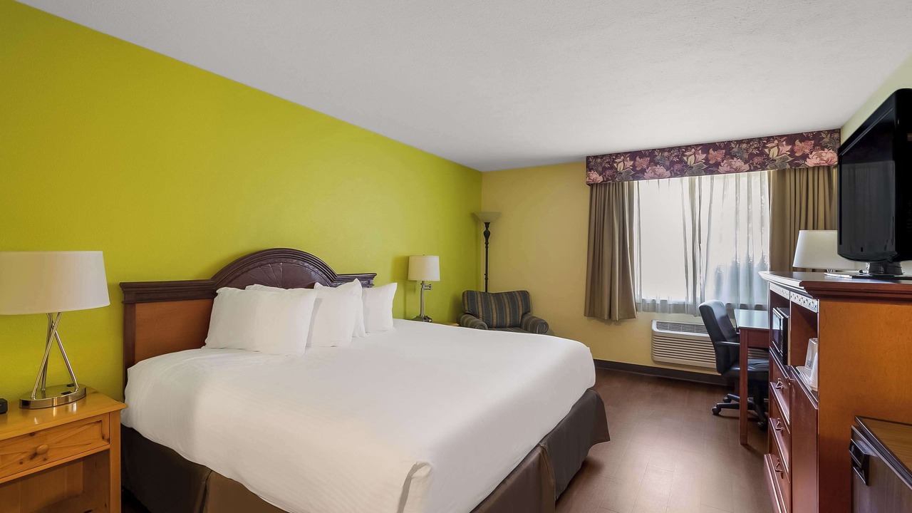 Photo of Bedroom in La Grande