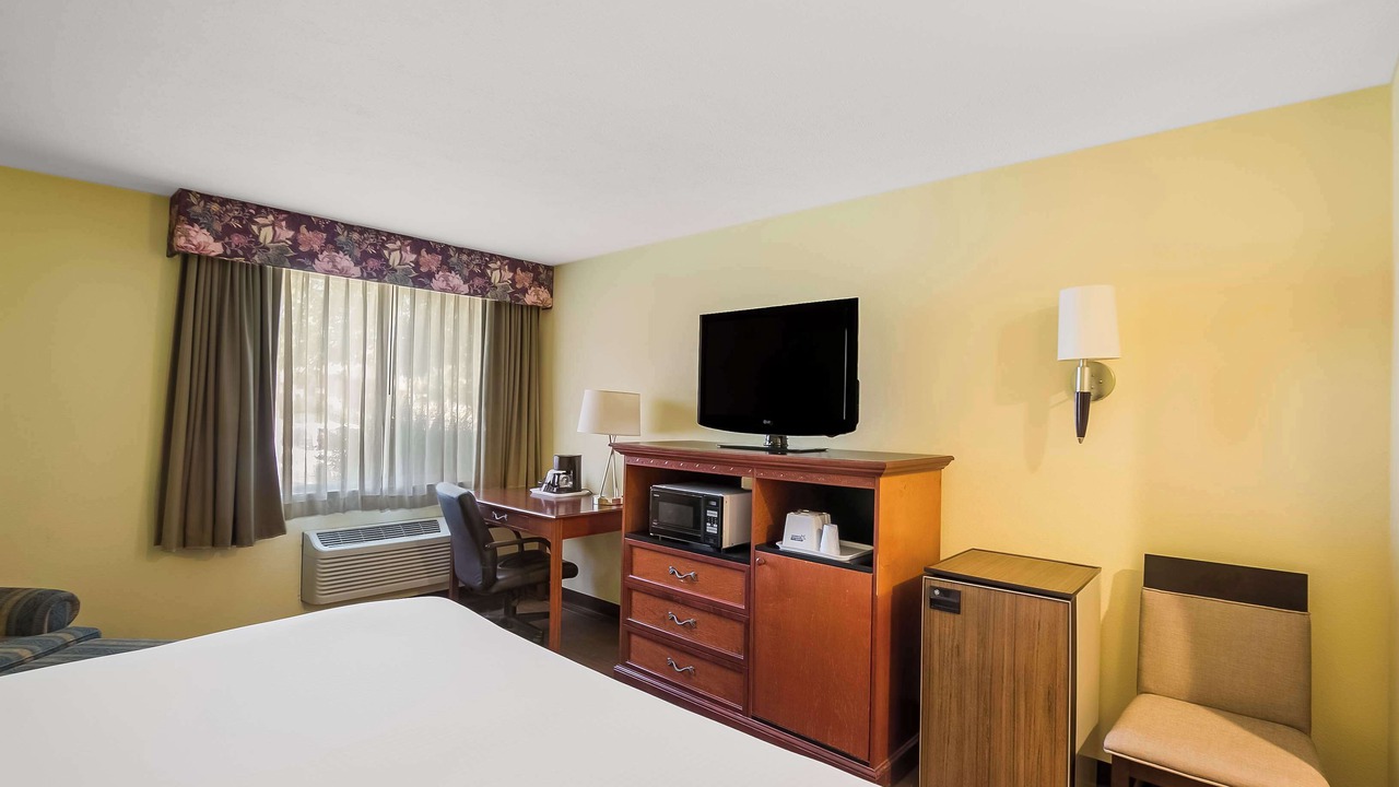 Photo of Bedroom in La Grande