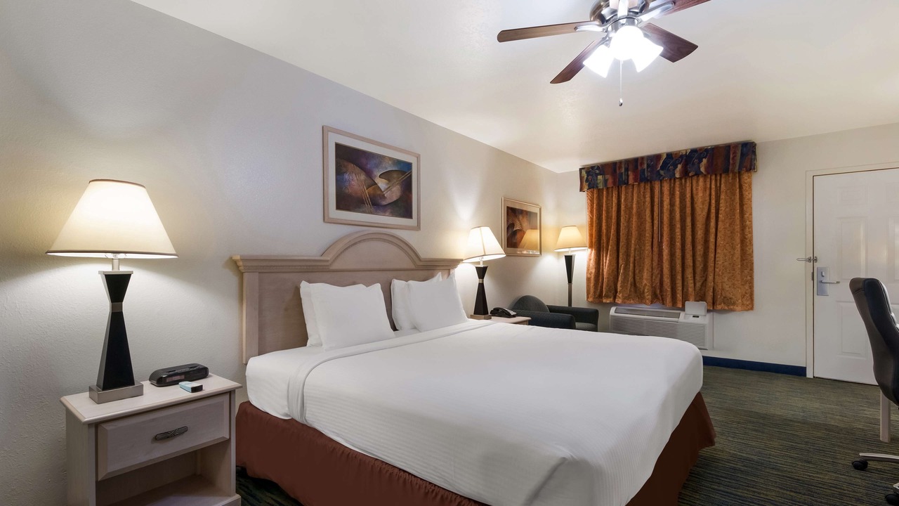 Photo of Bedroom in Falfurrias