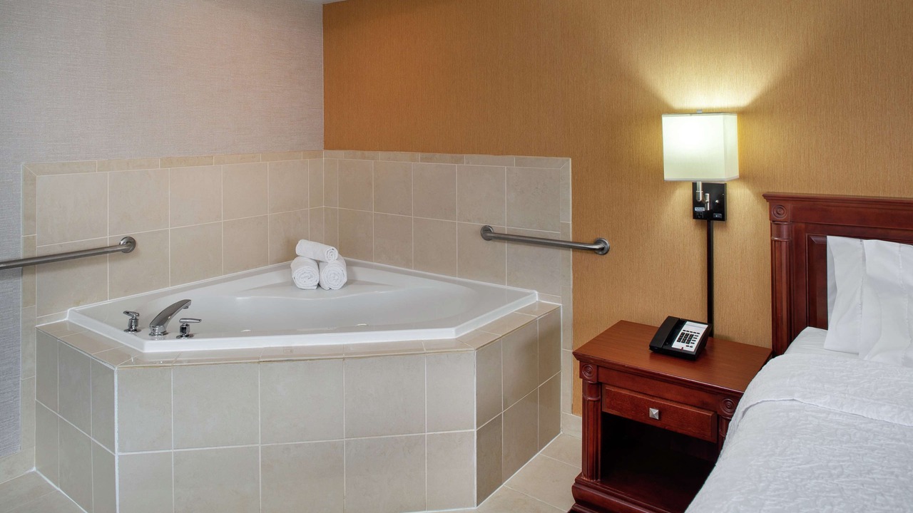 Photo of Bathroom in Northeast Mississauga