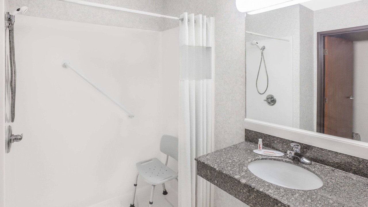 Photo of Bathroom in Brinkley