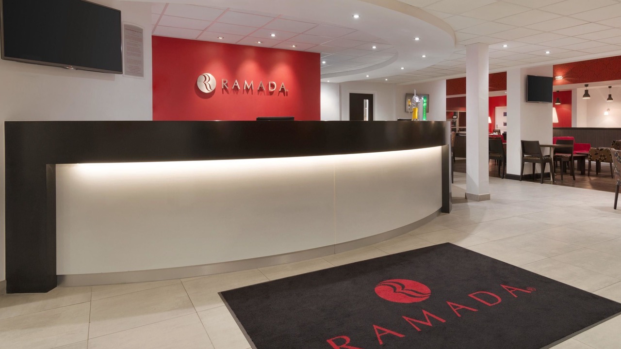 Photo of Livingroom in Alverthorpe