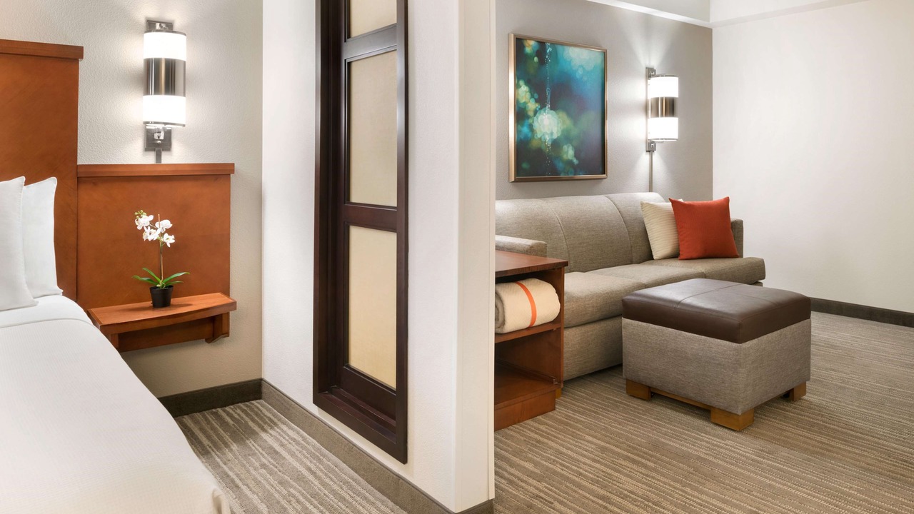 Photo of Livingroom in Schaumburg