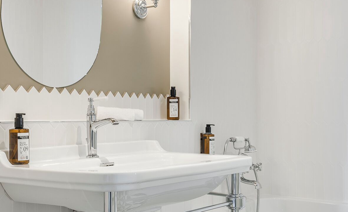 Photo of Bathroom in Beaune
