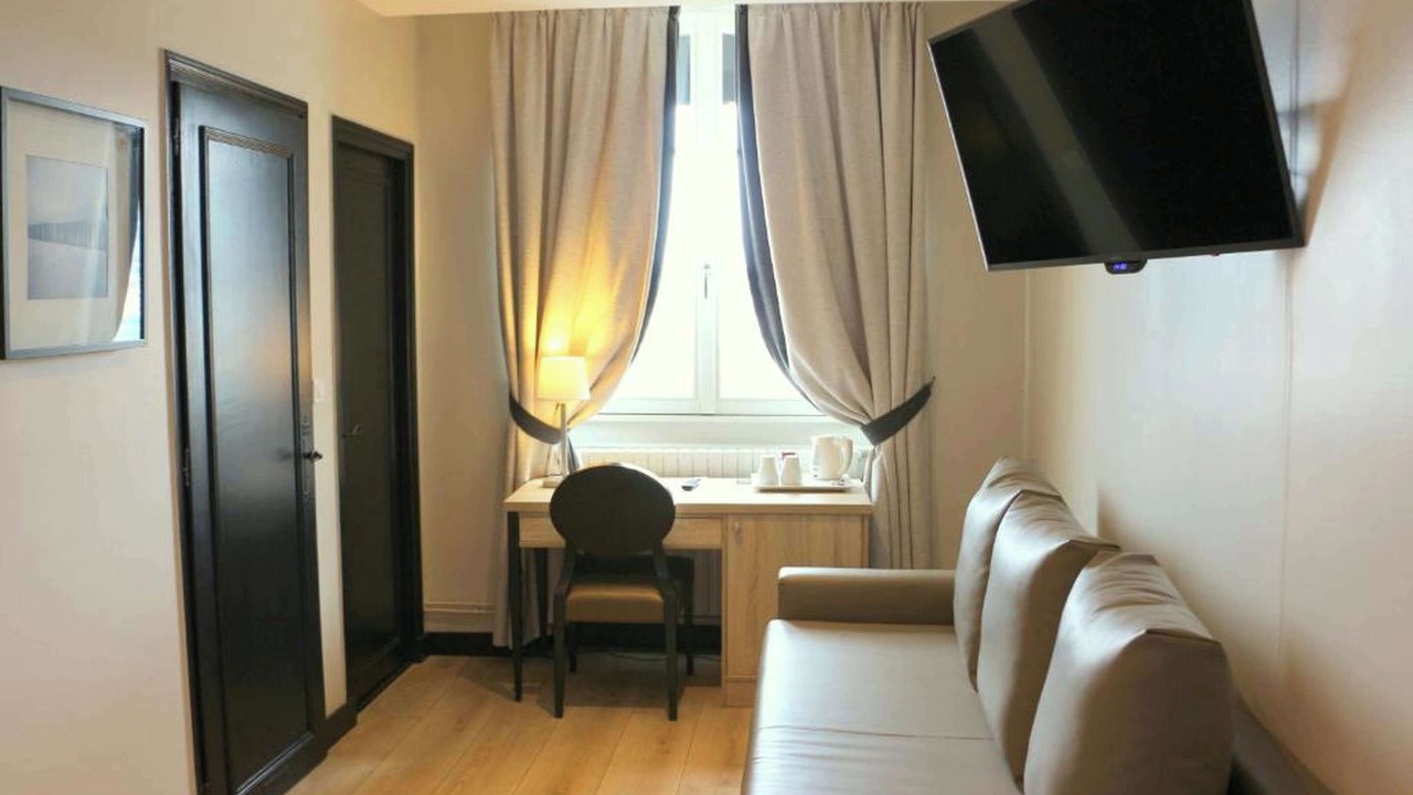 Photo of Bedroom in Honfleur