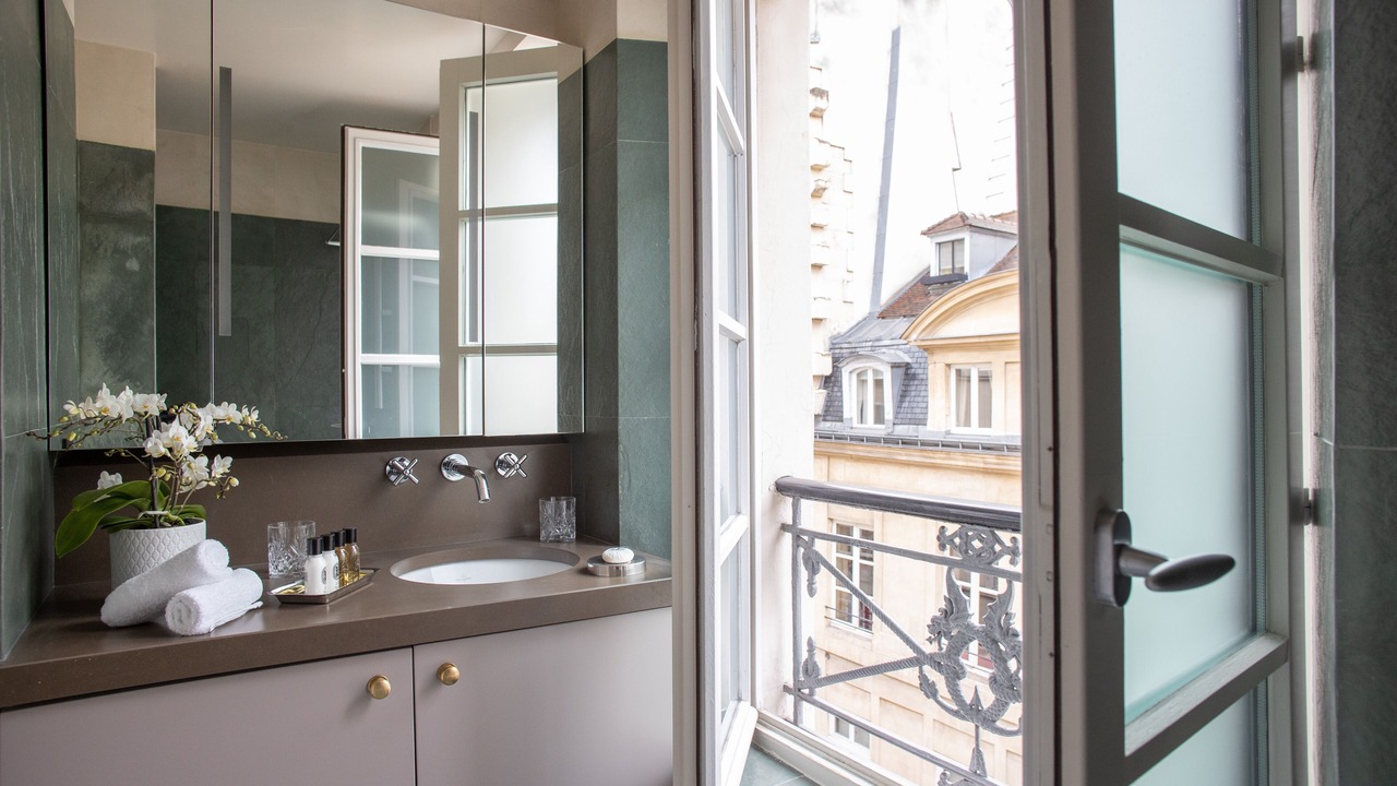 Photo of Bedroom in 6th Arrondissement