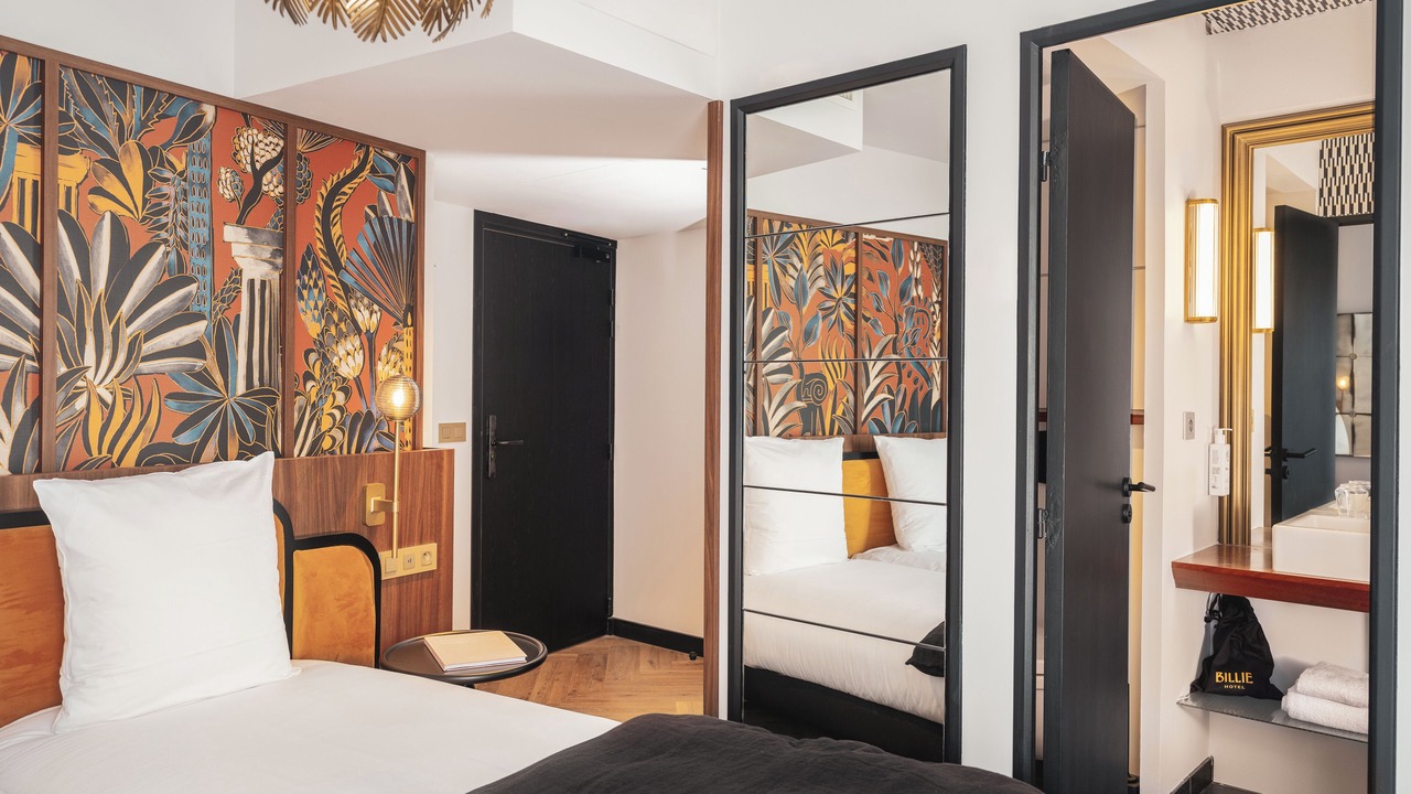 Photo of Bedroom in Graslin - Commerce