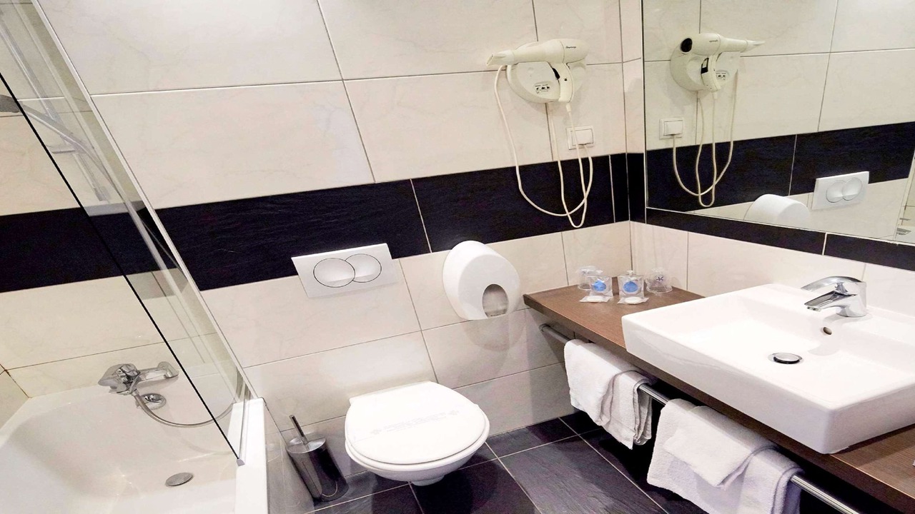 Photo of Bathroom in Secteur 3