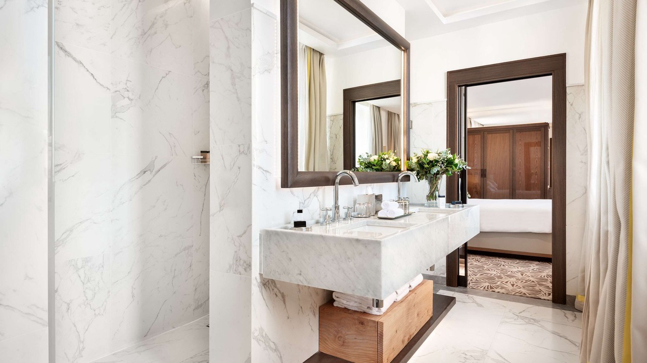 Photo of Others in Madeleine