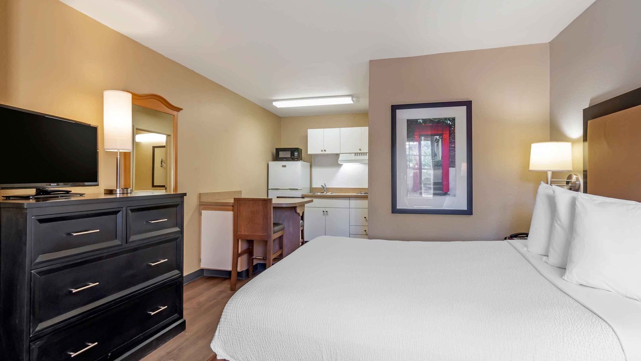 Photo of Bedroom in Merriam