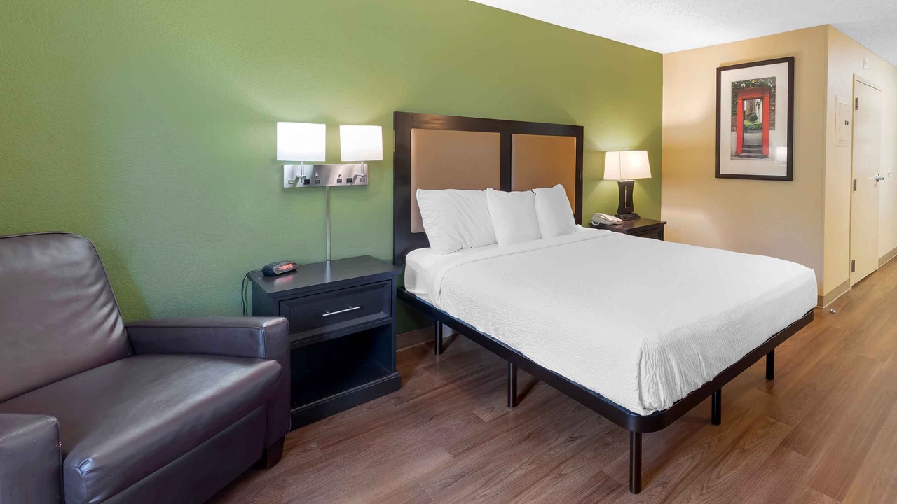 Photo of Bedroom in Merriam