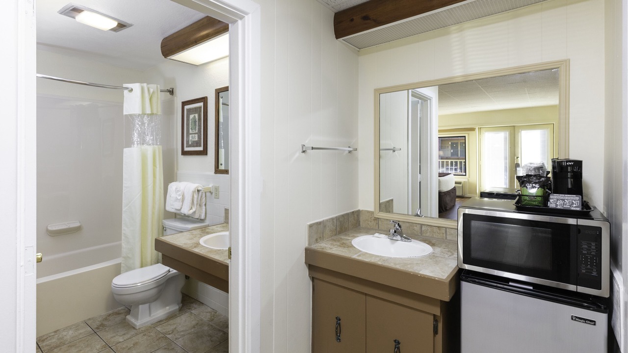 Photo of Bathroom in Gatlinburg