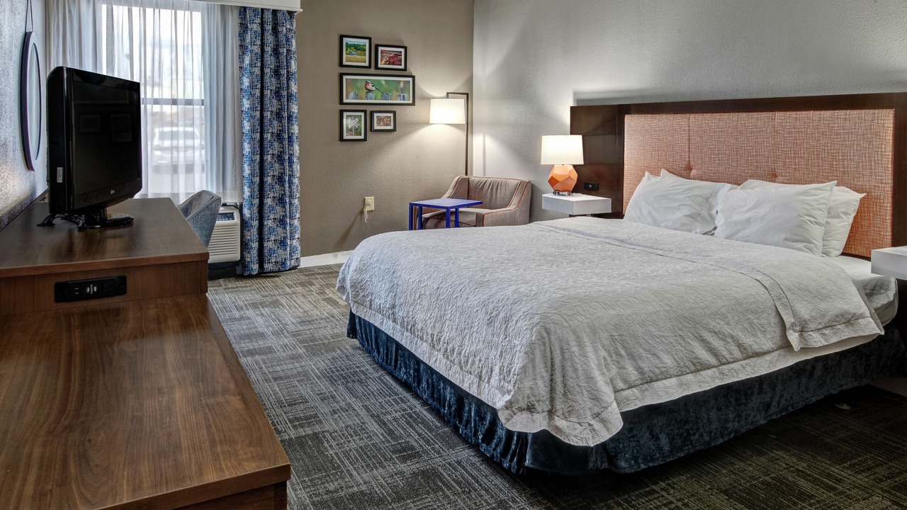 Photo of Bedroom in Tullahoma