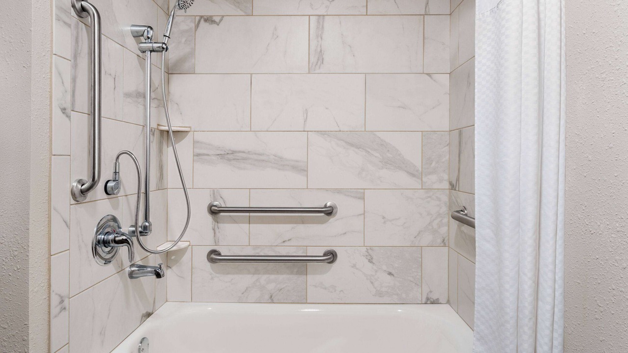 Photo of Bathroom in Dexter