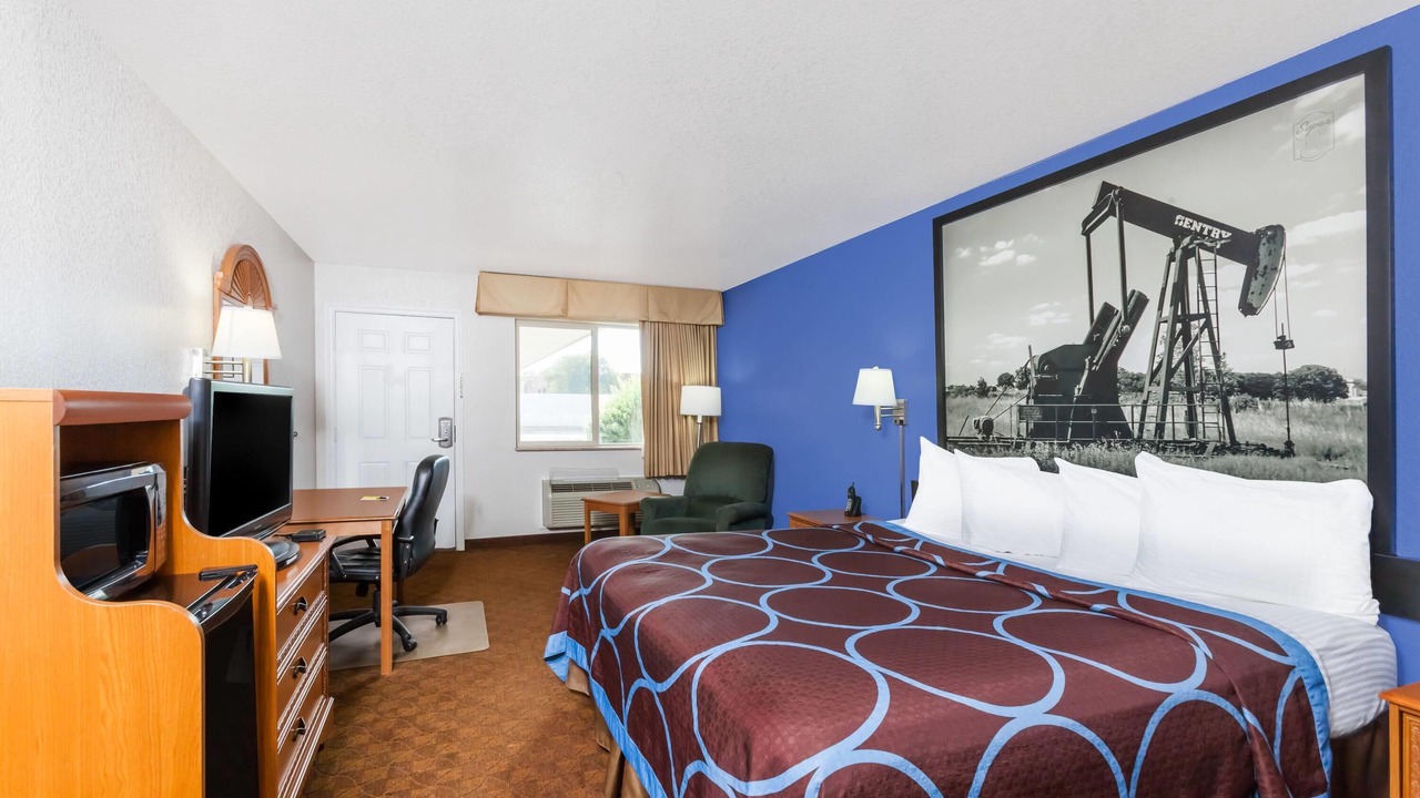 Photo of Bedroom in Cleburne