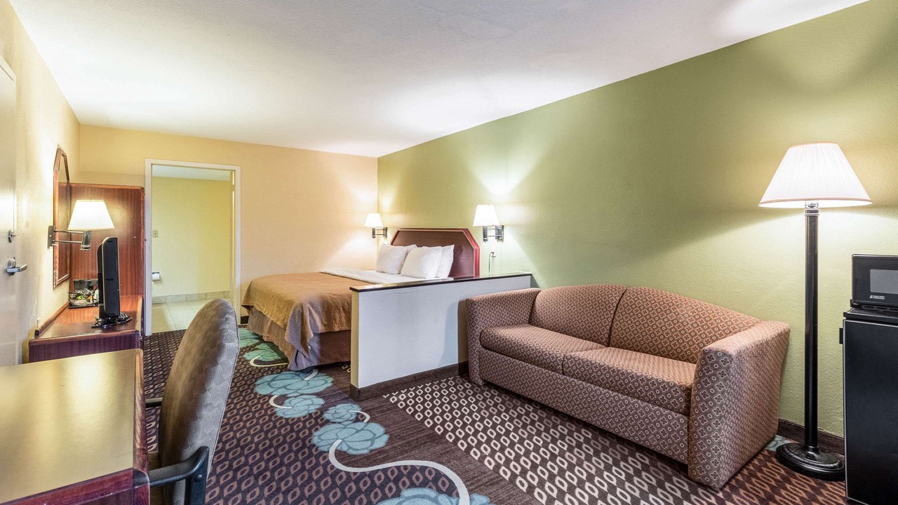 Photo of Bedroom in Alexandria