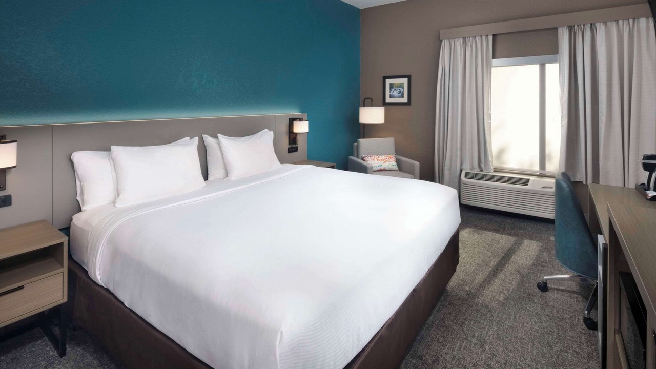 Photo of Bedroom in Dahlonega