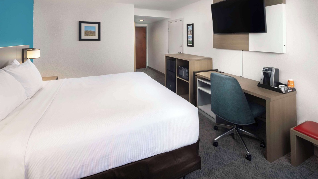 Photo of Bedroom in Dahlonega